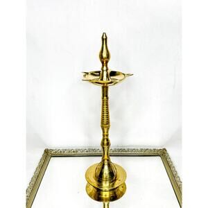 Bronze Nilavilakku Kerala Oil Lamp (Gold) Bronze Long Oil Lamp Traditional Lamps